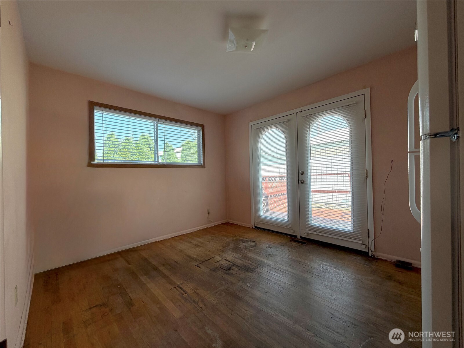 1241 S Skyline Drive Property Photo 16