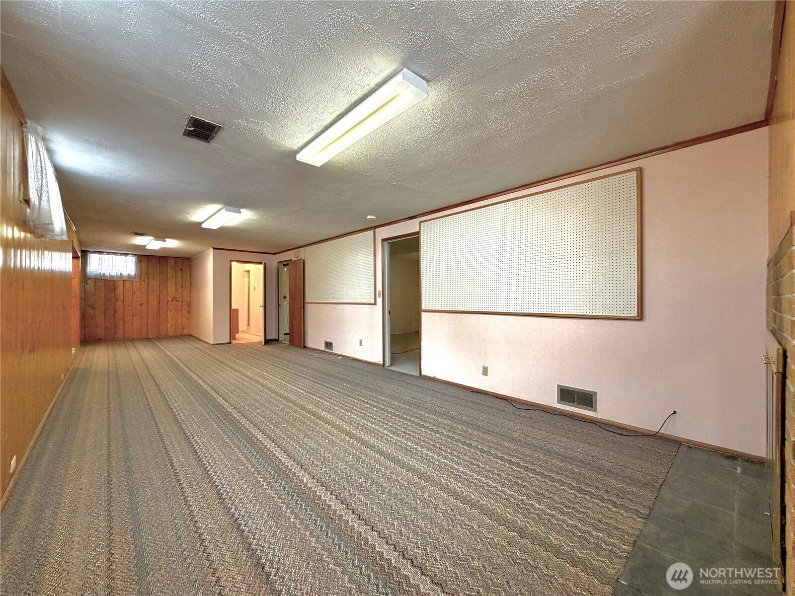 1241 S Skyline Drive Property Photo 22