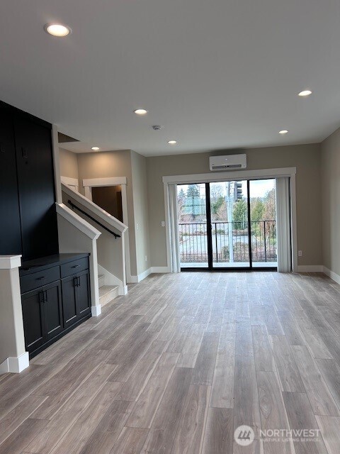 703 5th Street B Property Photo 8