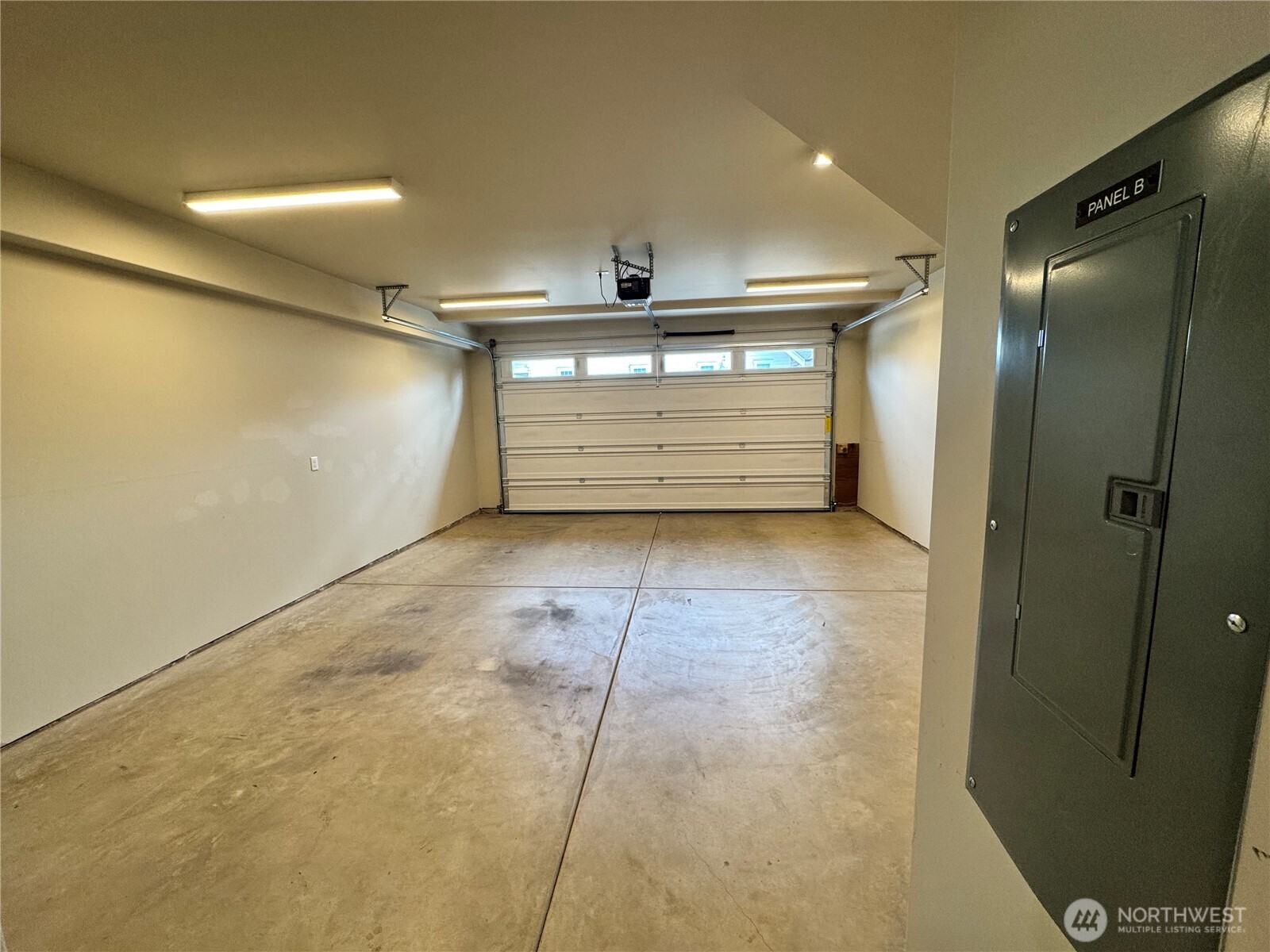 703 5th Street B Property Photo 20