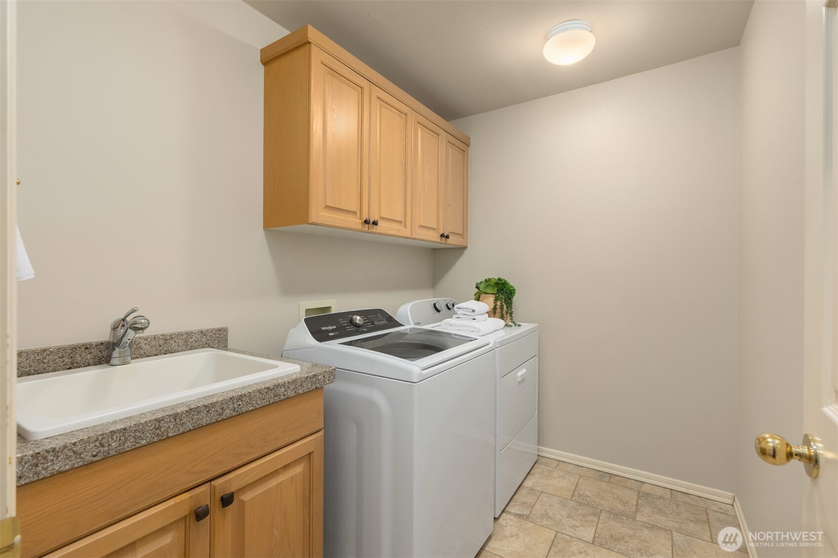 3128 155th Street Property Photo 18