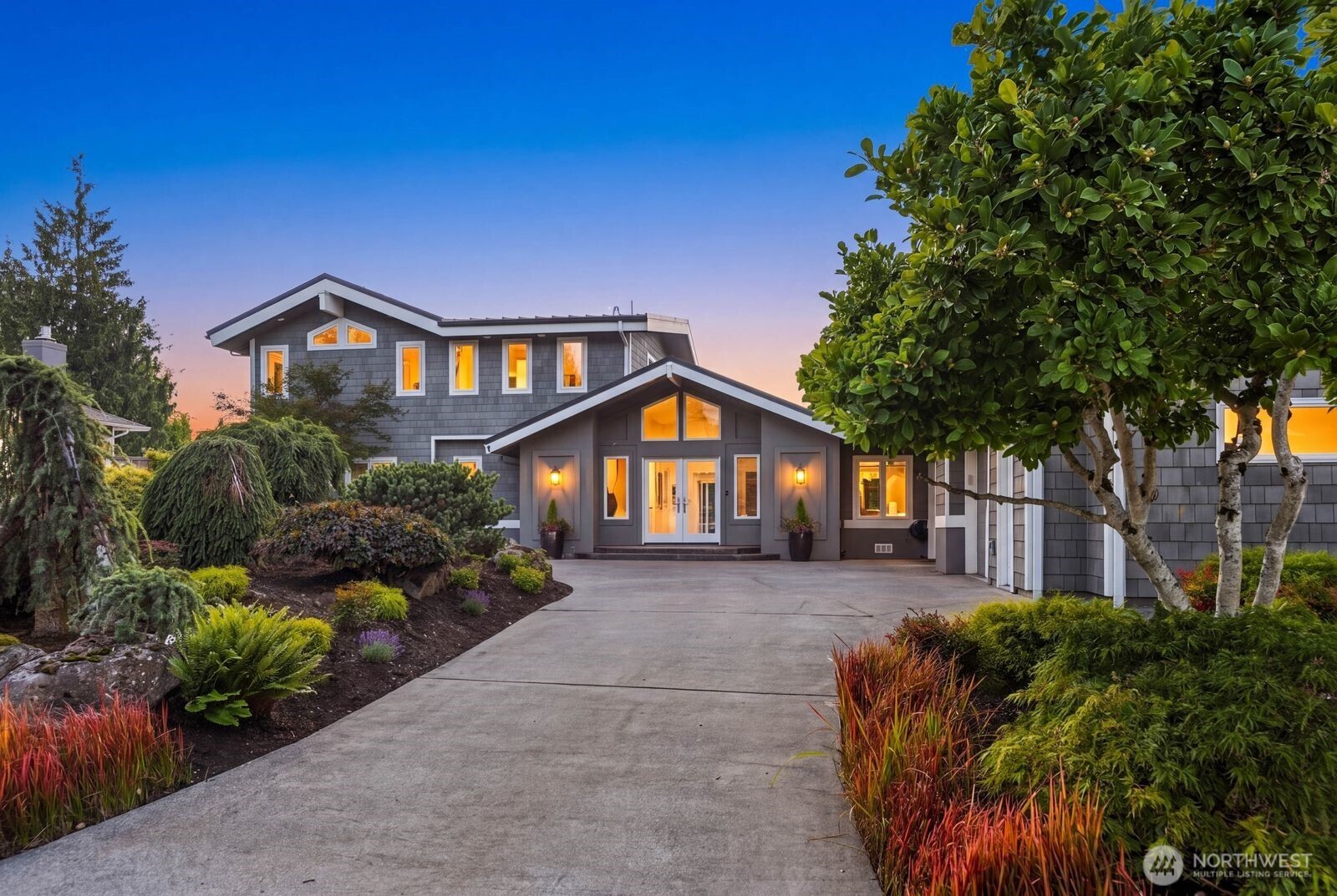 15525 62nd Place Property Photo 1