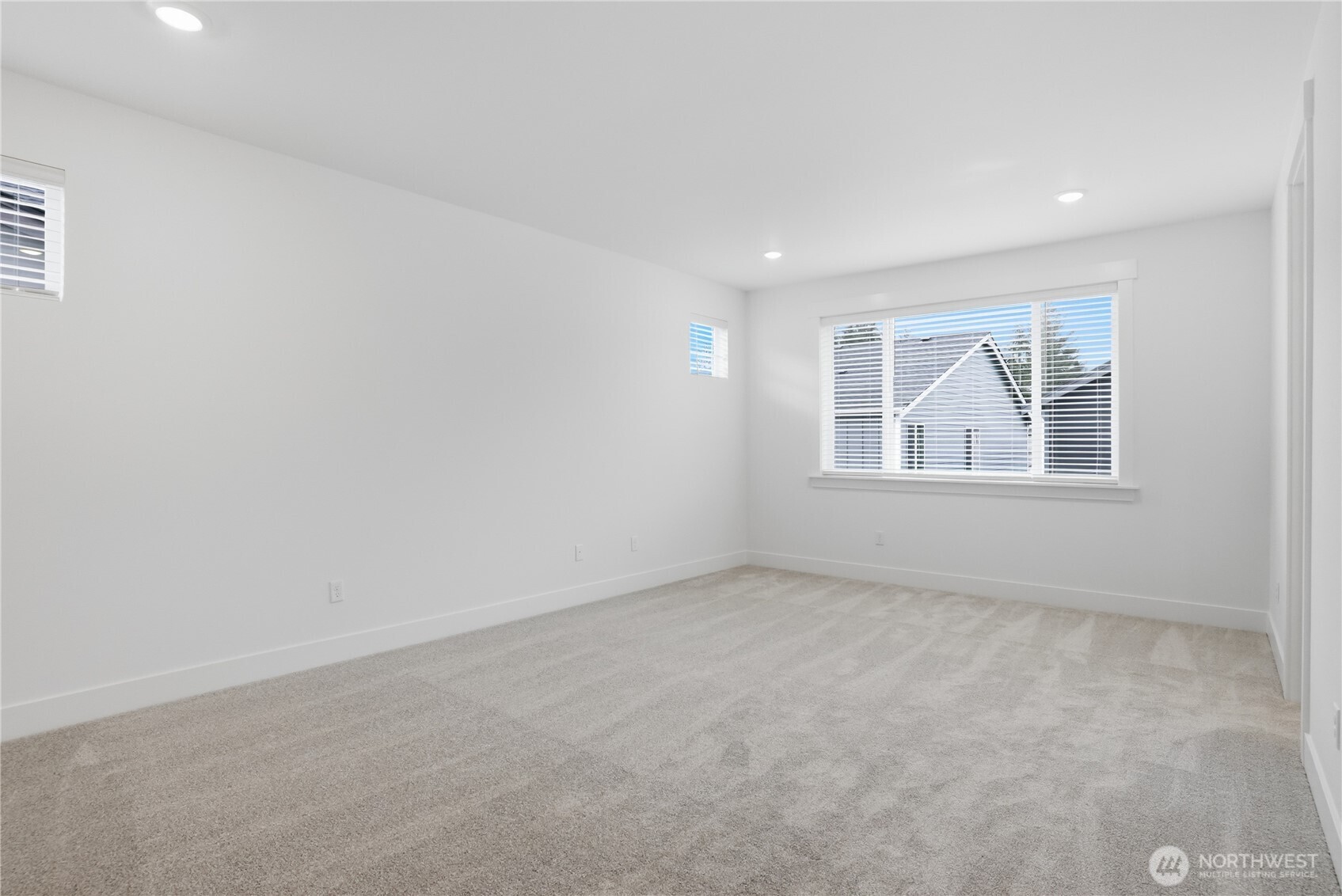 22826 Se Shore Street Property Photo 14