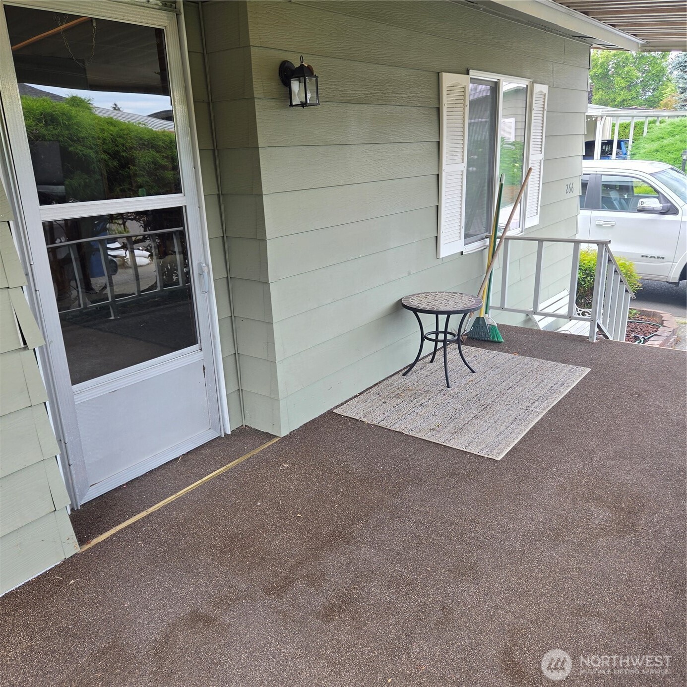 1402 22nd Street 266 Property Photo 4