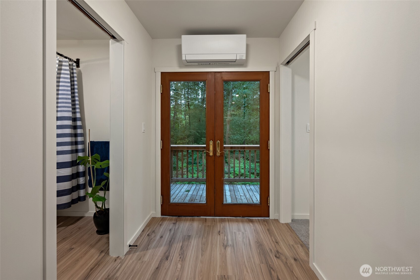 1580 West Beach Road Property Photo 20