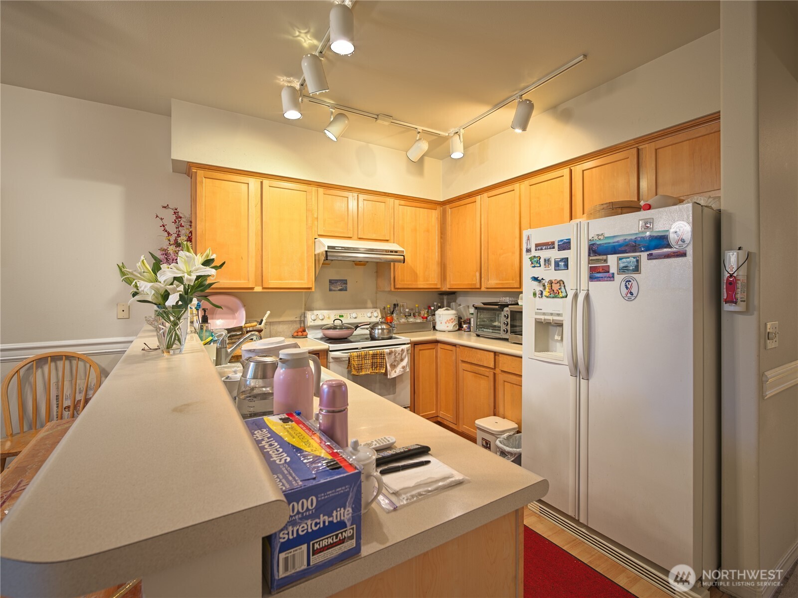 440 Maple Avenue B303 Property Photo 6