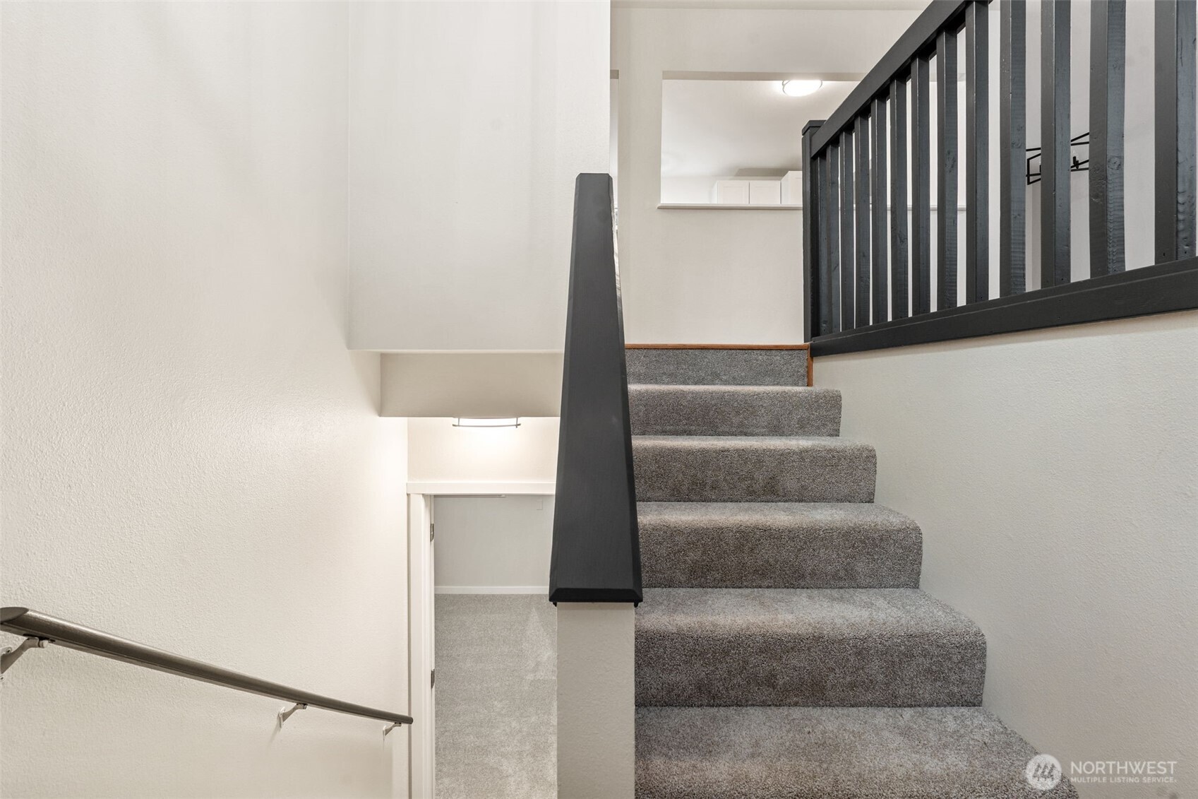 22415 Sunridge Way Property Photo 4