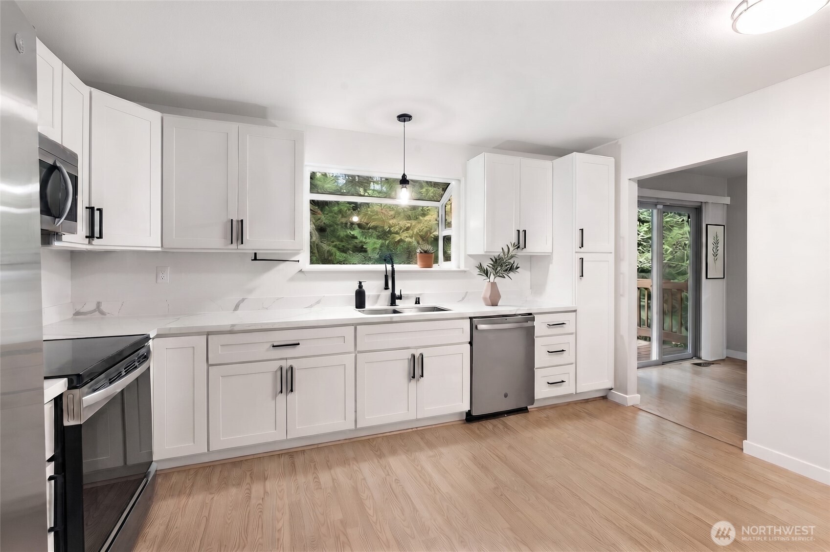 22415 Sunridge Way Property Photo 10