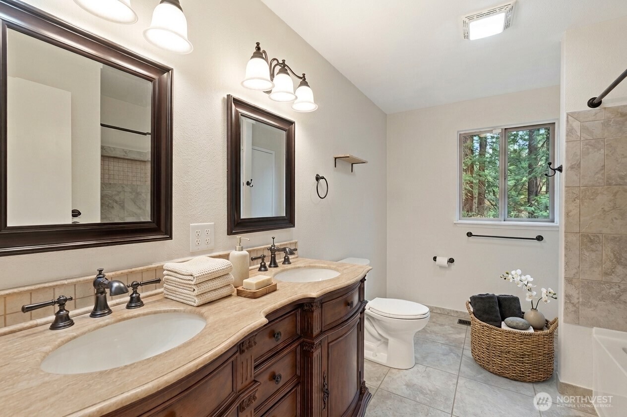 22415 Sunridge Way Property Photo 14