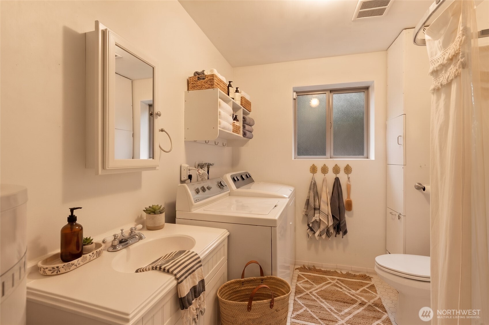 22415 Sunridge Way Property Photo 17