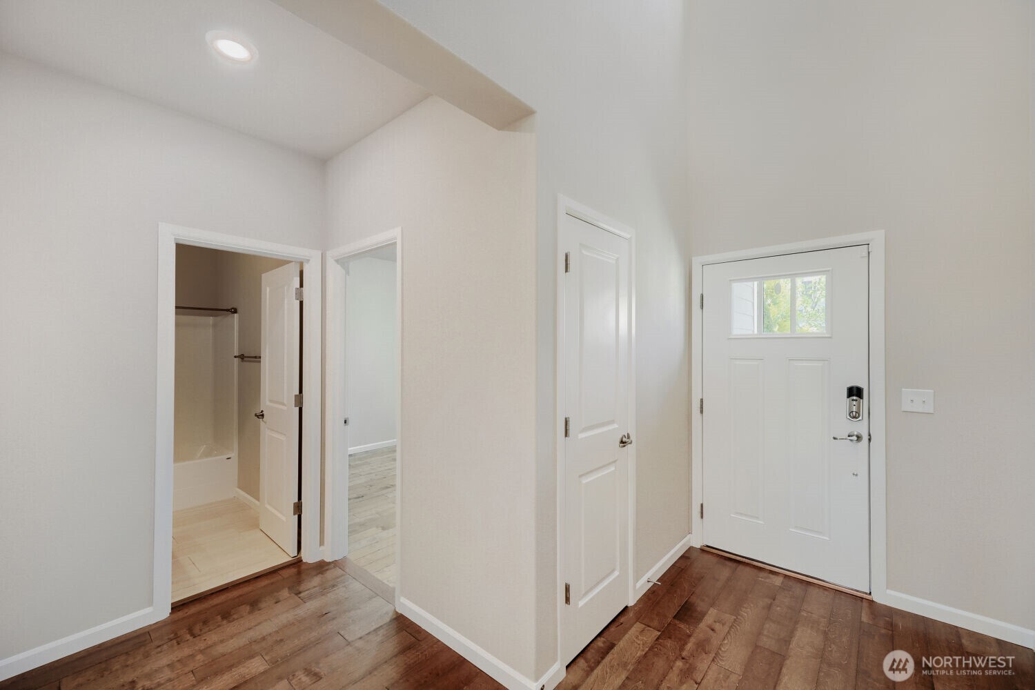 18623 39th Drive Property Photo 3