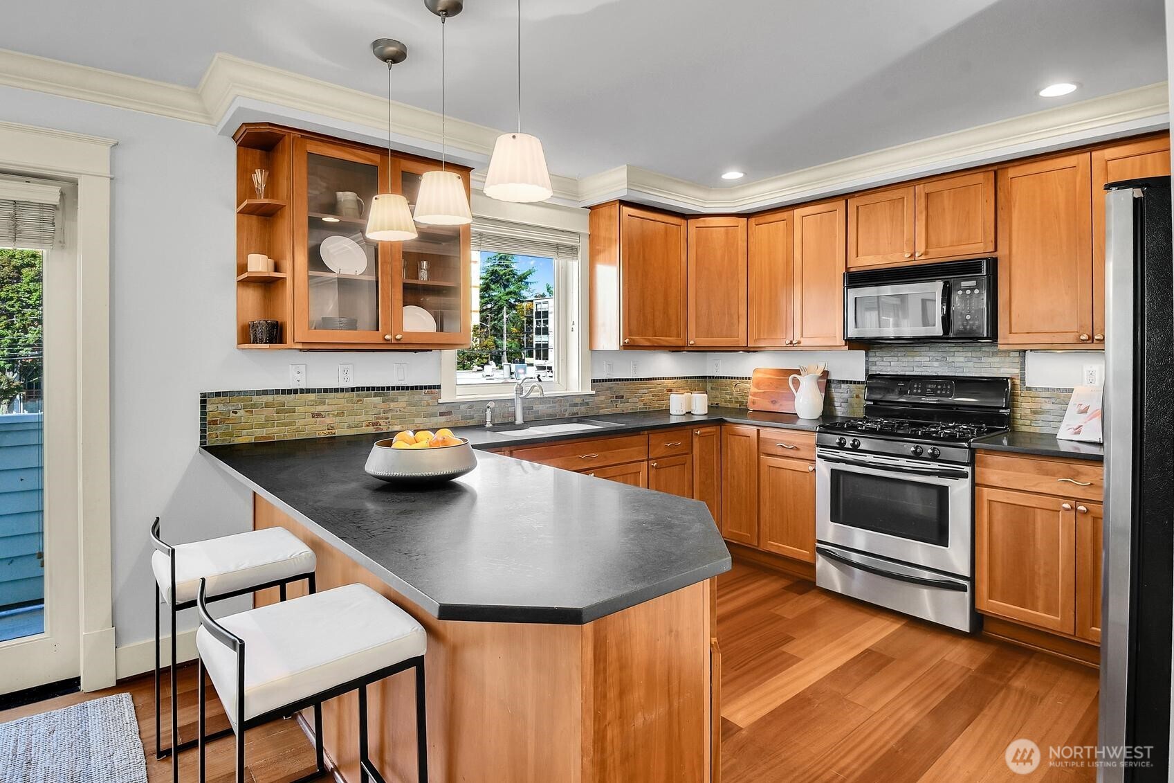 3835 A Interlake Avenue Property Photo 13