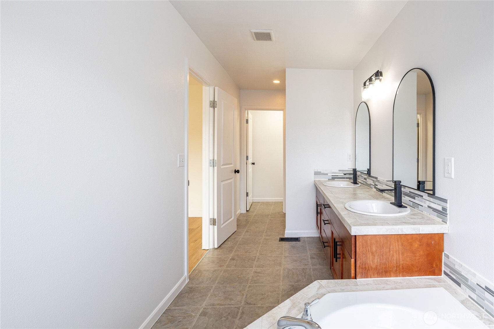18306 71st Avenue Property Photo 30