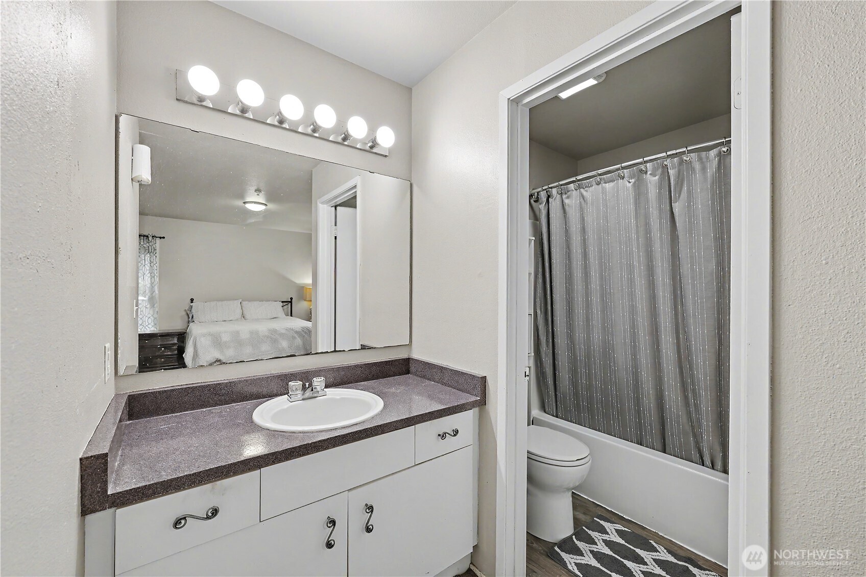 1825 S 330th St F203 Property Photo 10