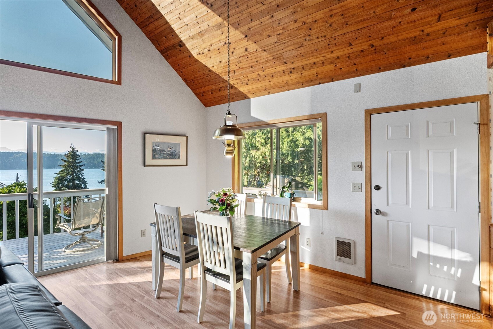61 E Twanoh Tides Drive Property Photo 8