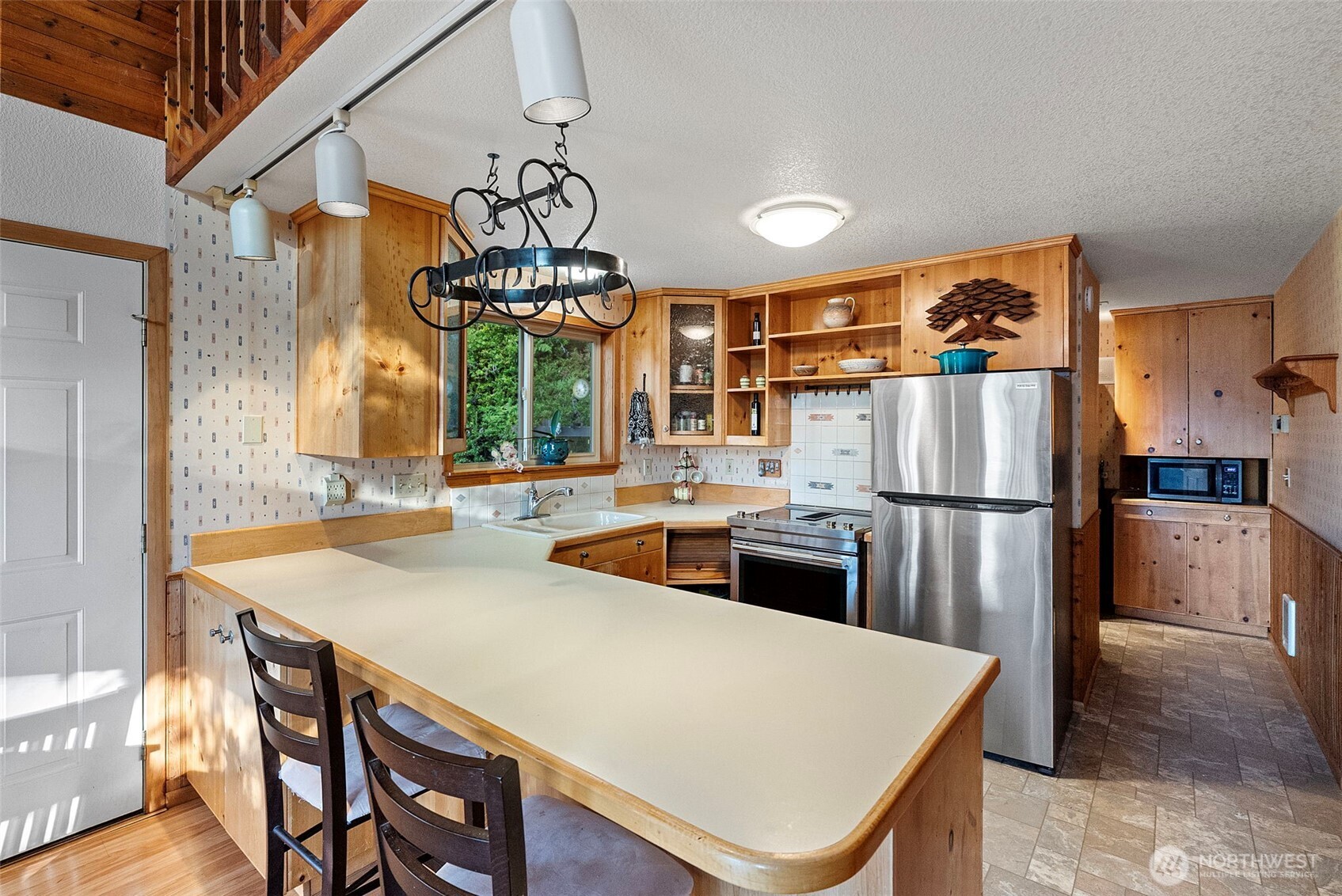 61 E Twanoh Tides Drive Property Photo 10