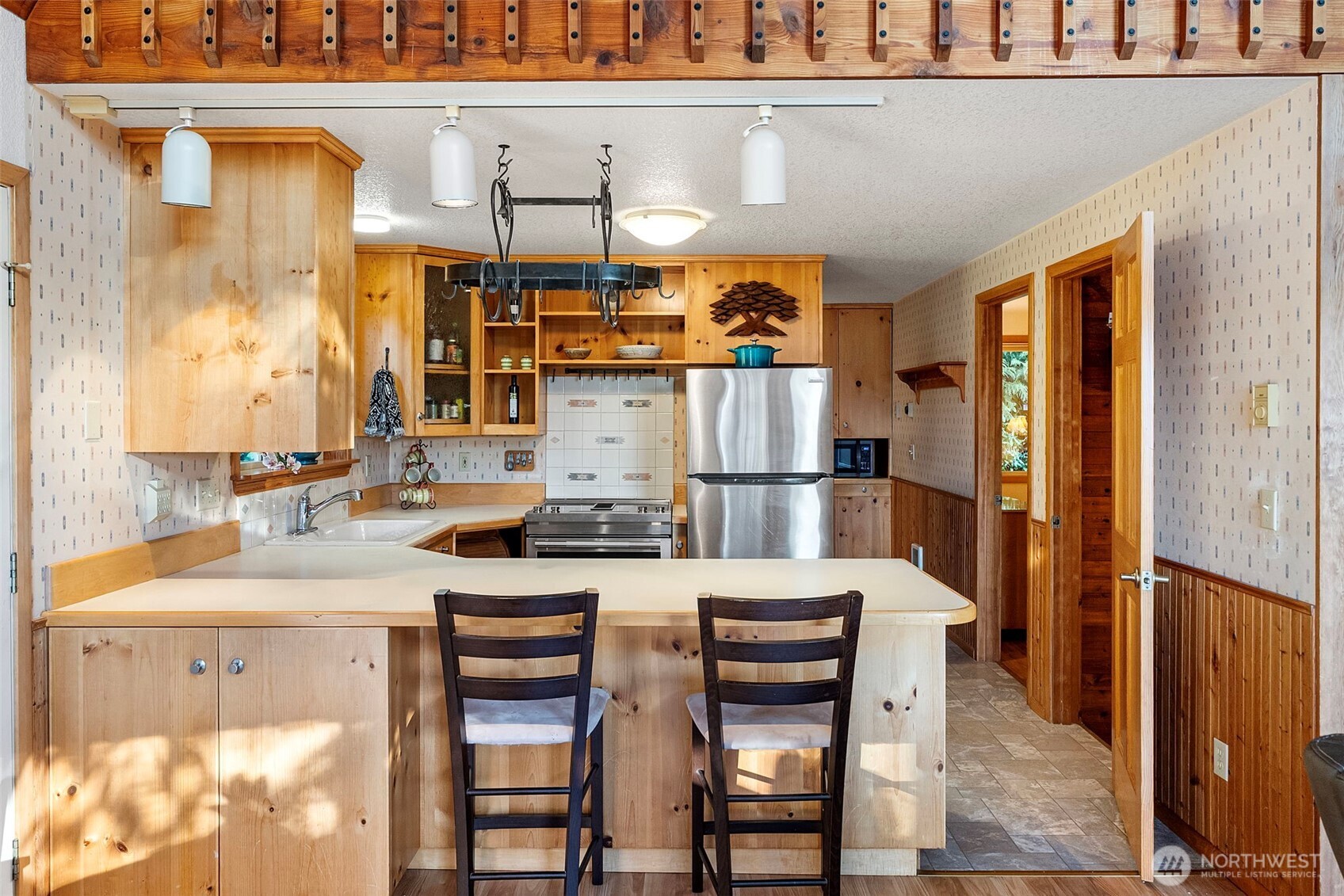 61 E Twanoh Tides Drive Property Photo 13