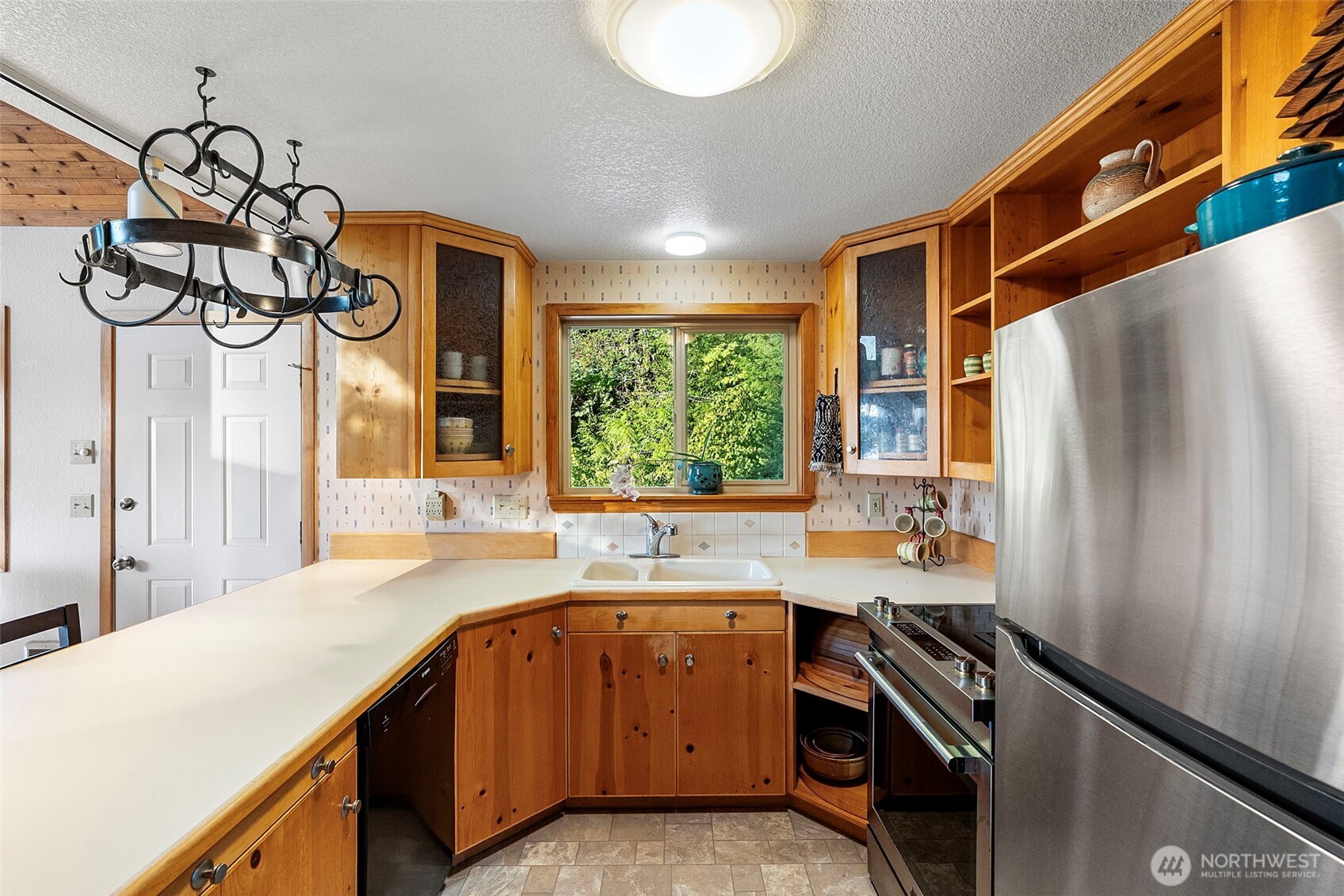 61 E Twanoh Tides Drive Property Photo 14