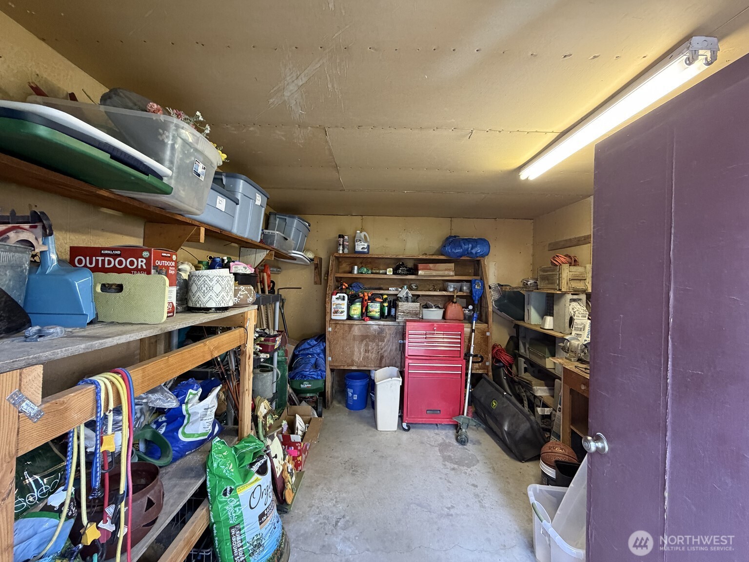 808 E Oak Street Property Photo 20