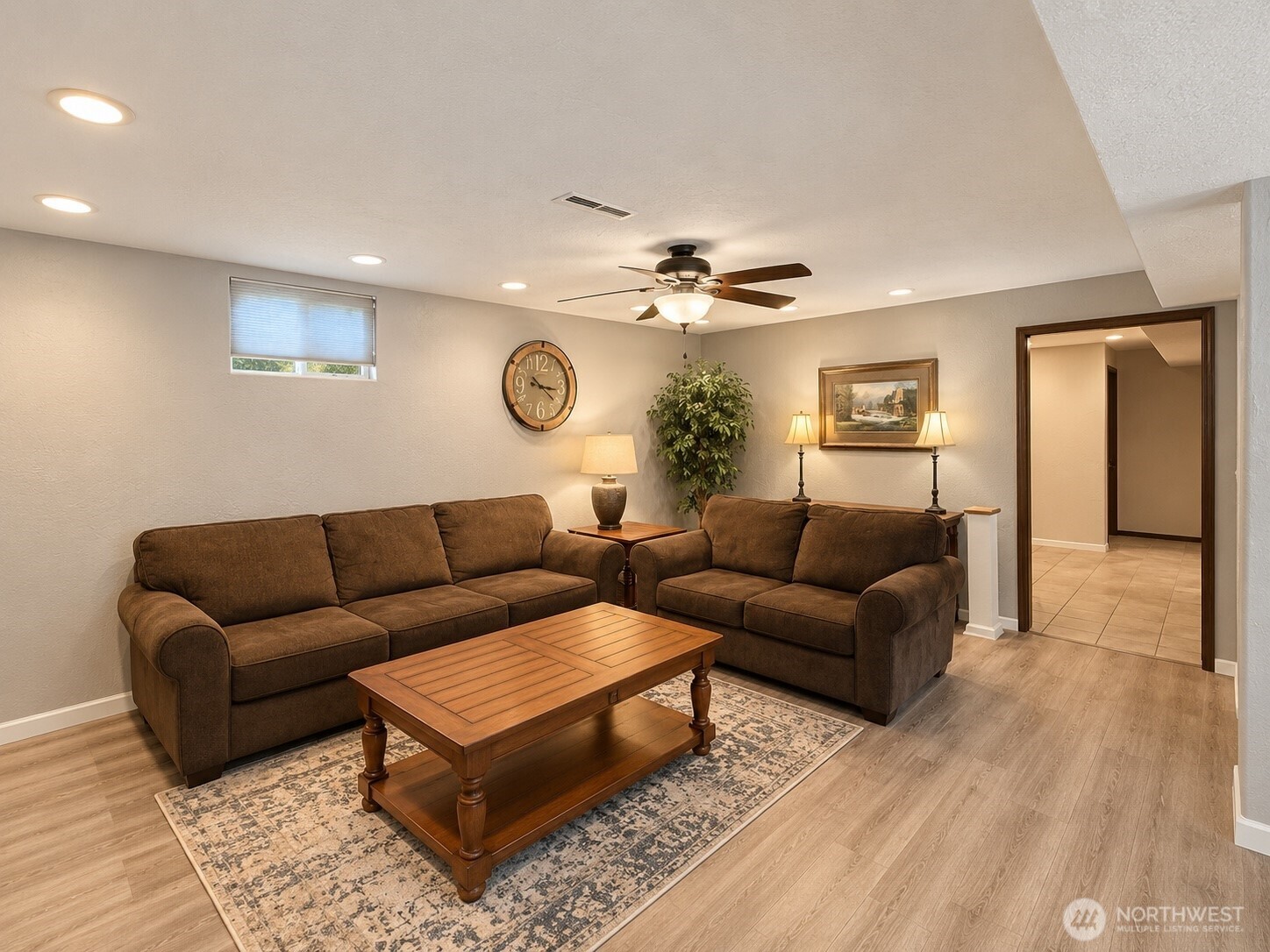 808 E Oak Street Property Photo 34