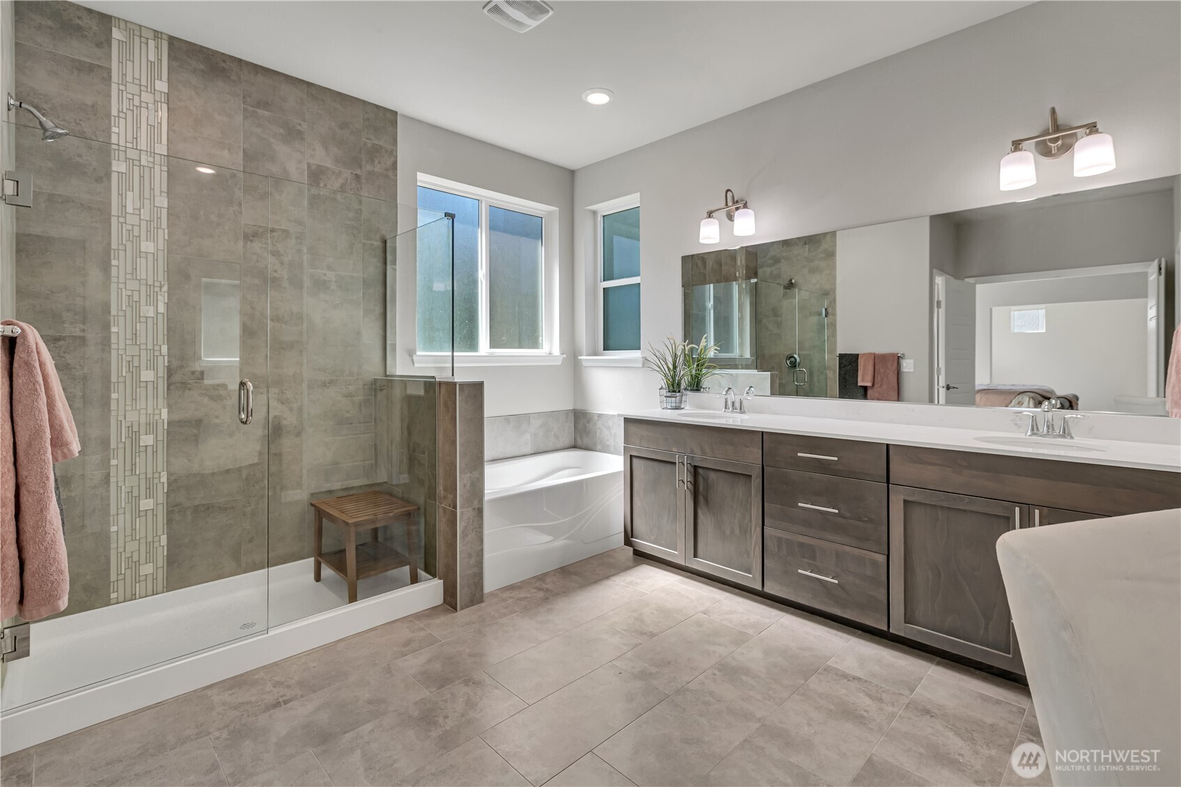 18511 128th Avenue Property Photo 26