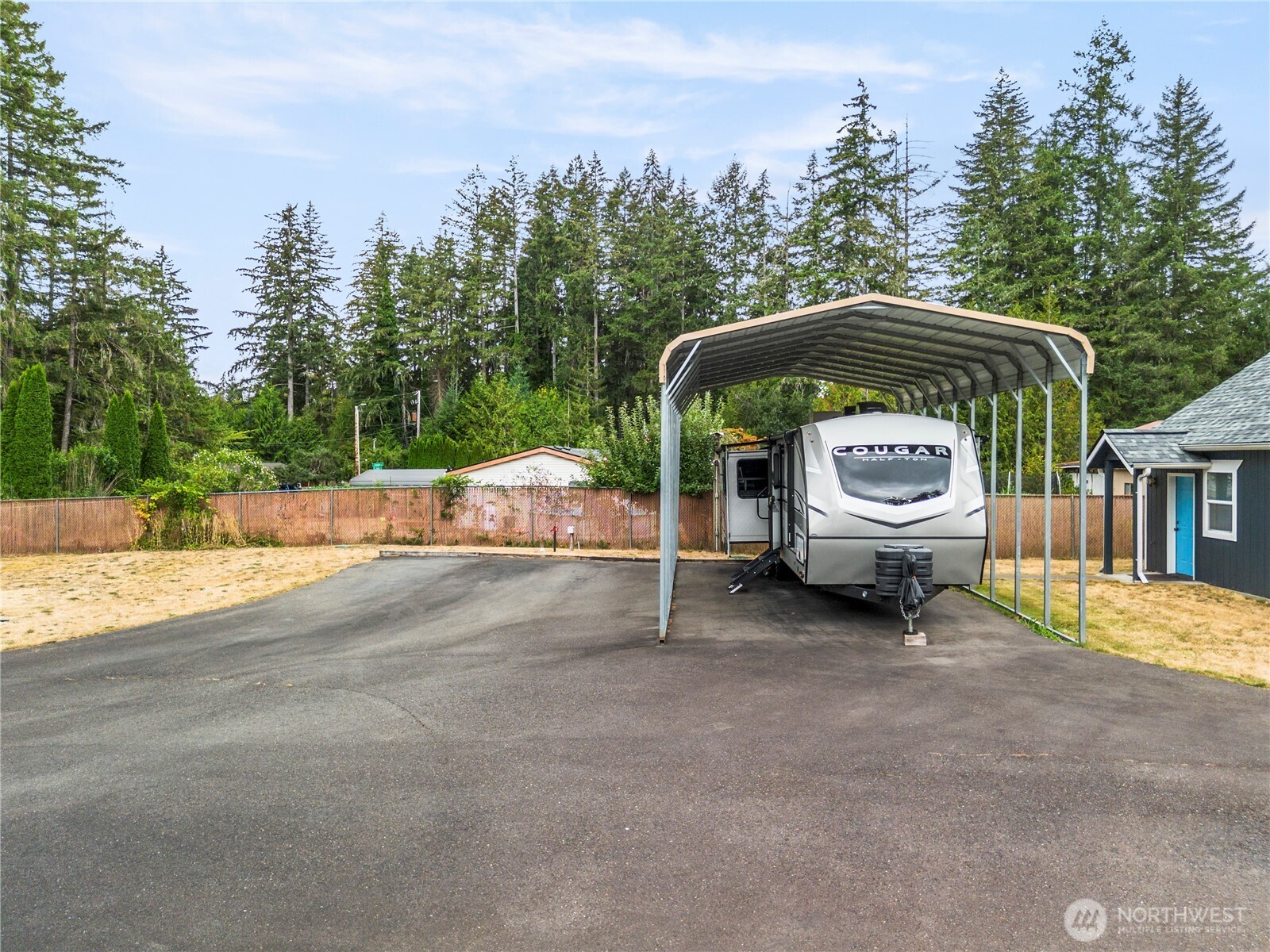 570 E Budd Drive Property Photo 17