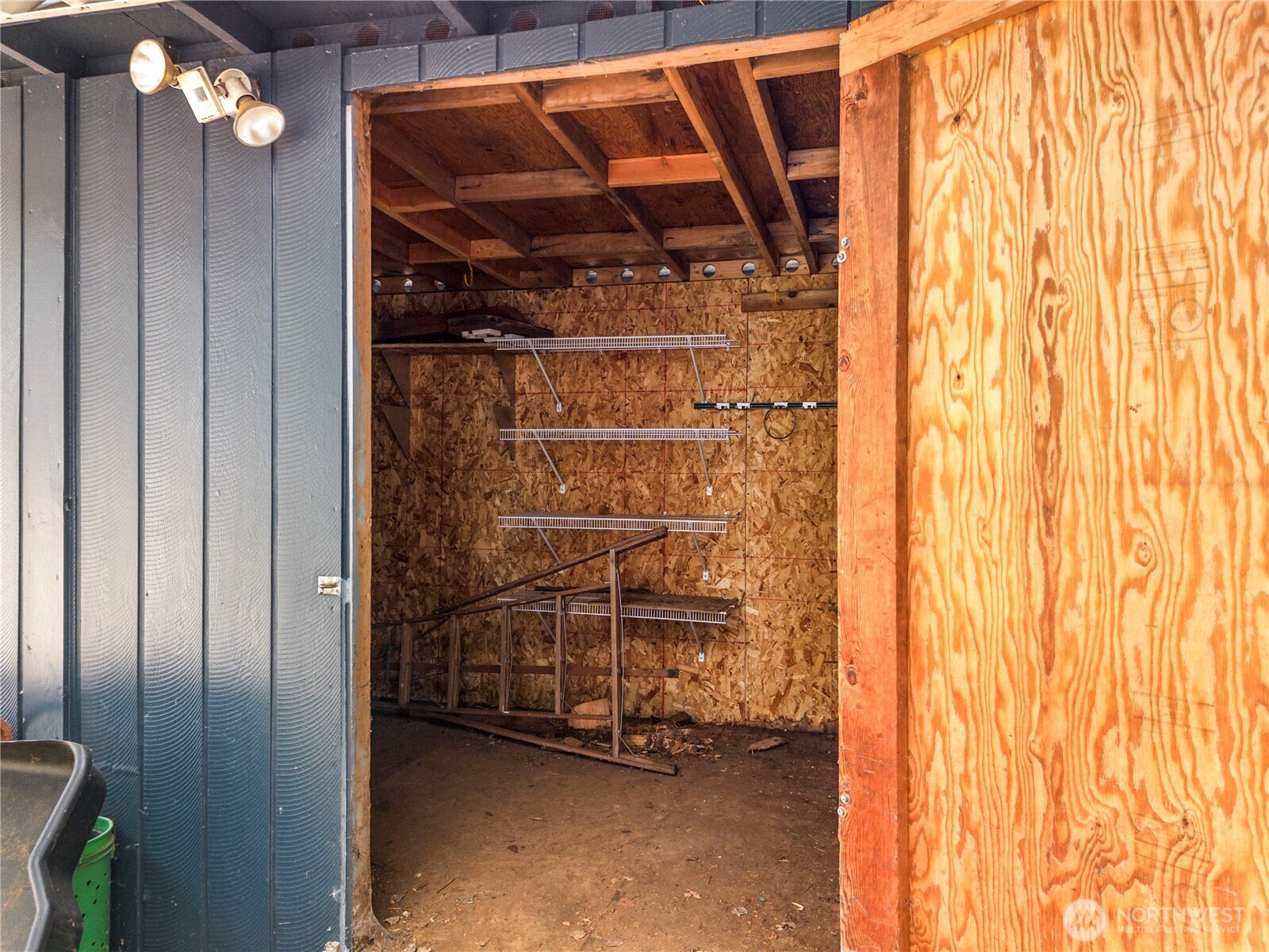 570 E Budd Drive Property Photo 24