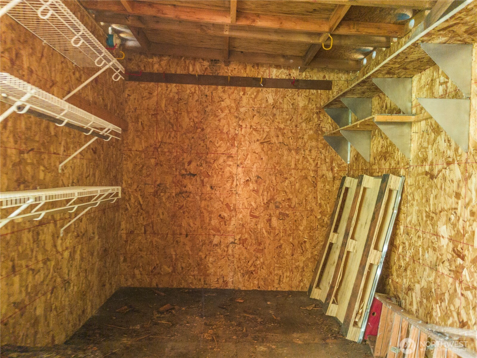 570 E Budd Drive Property Photo 25