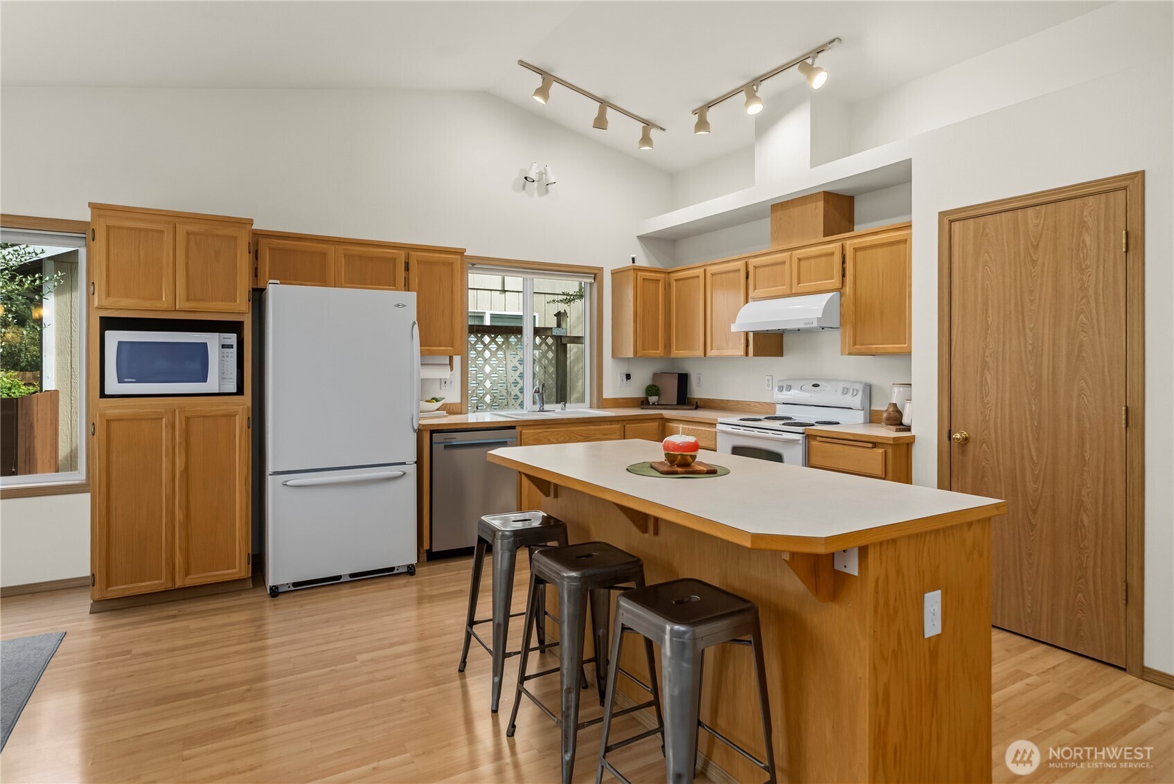 2507 172nd Street Ct Property Photo 7