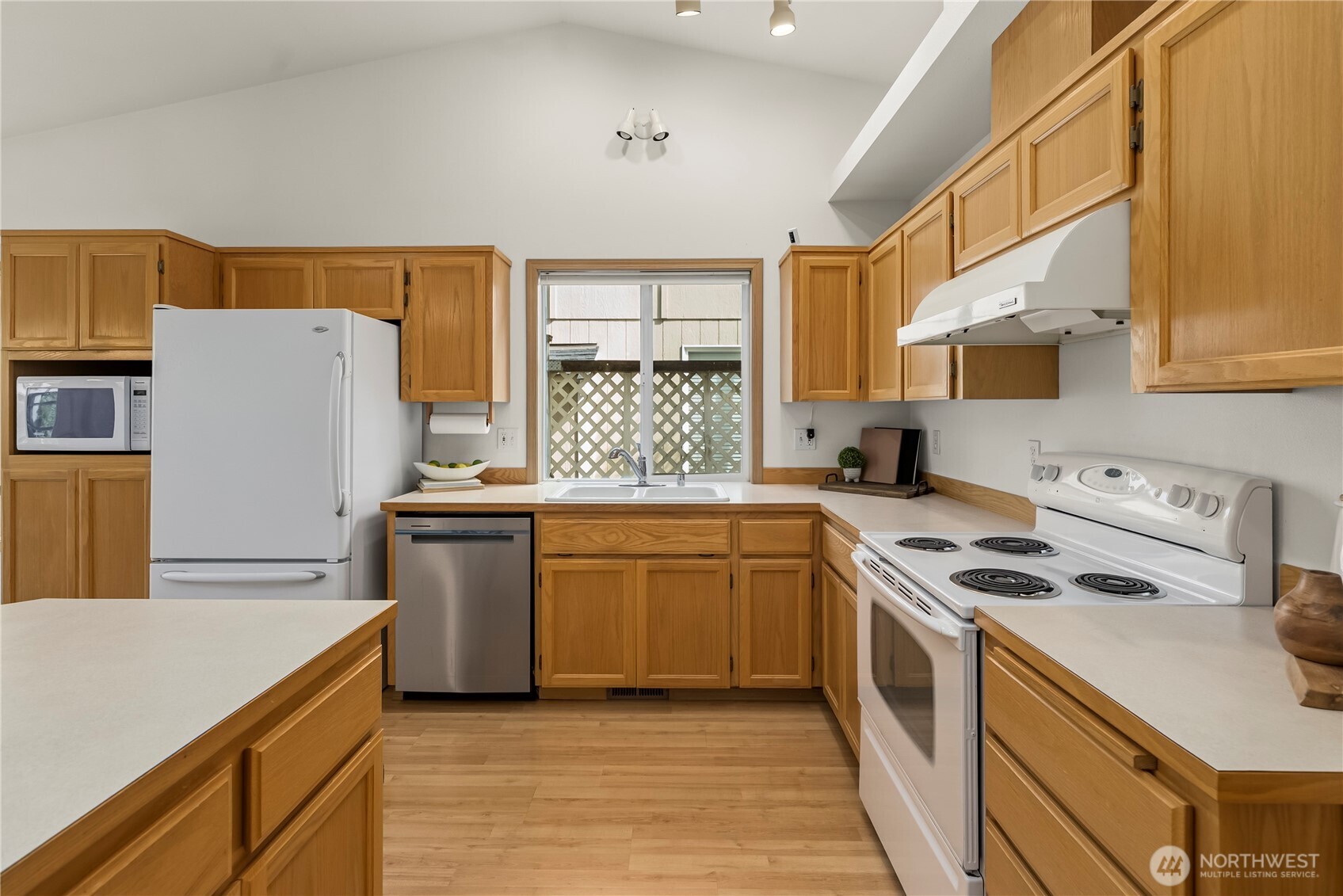 2507 172nd Street Ct Property Photo 9