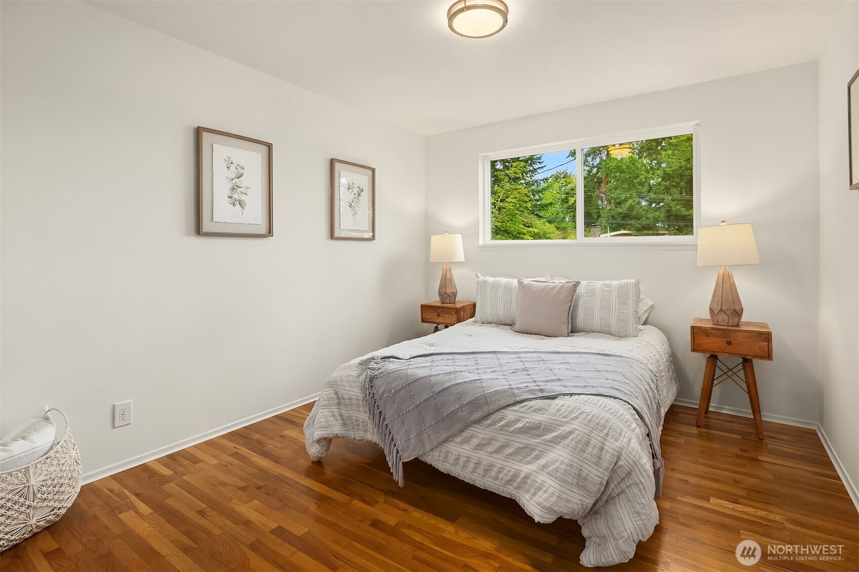 8124 213th Street Property Photo 16