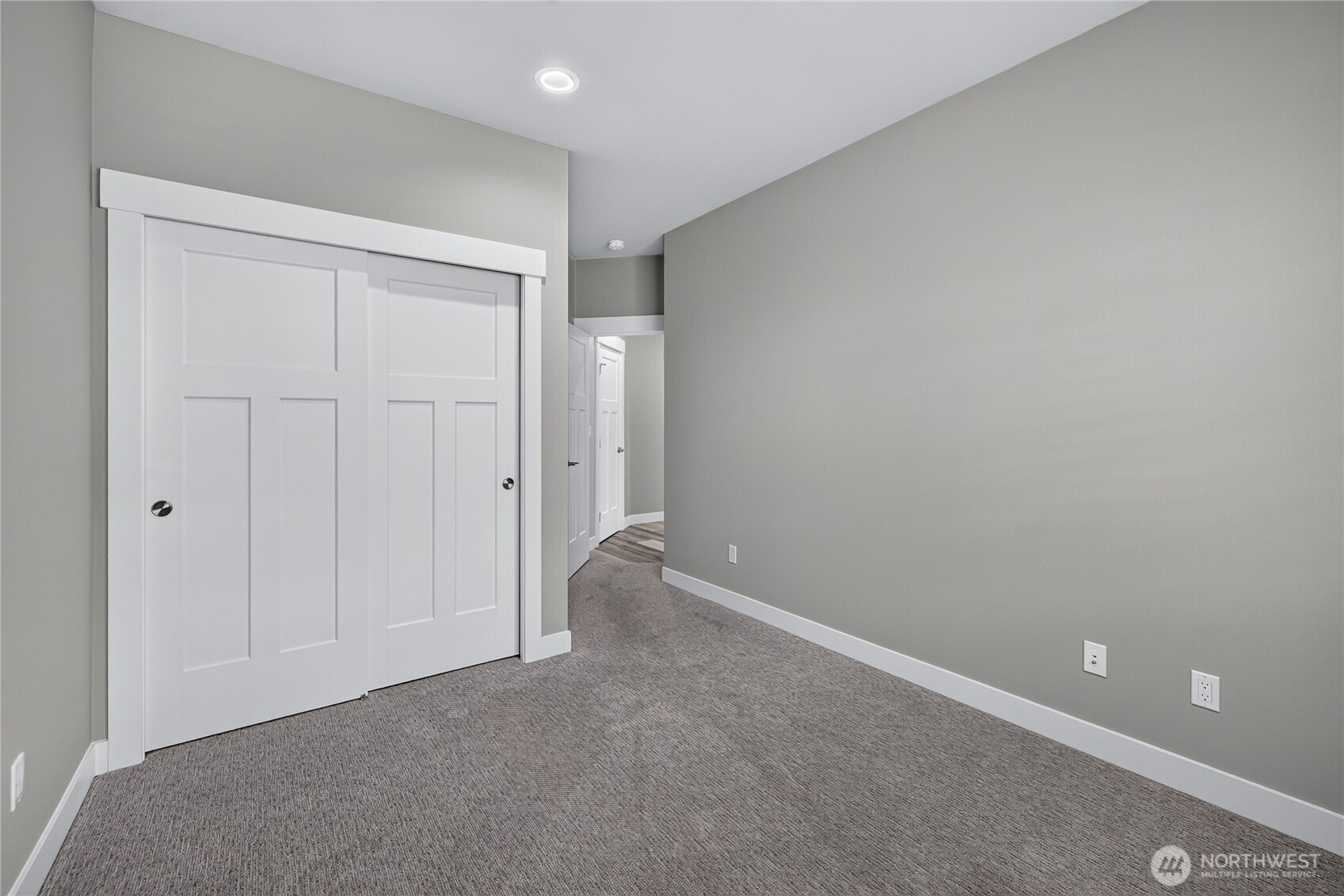 1009 Mountain Springs Drive Property Photo 27