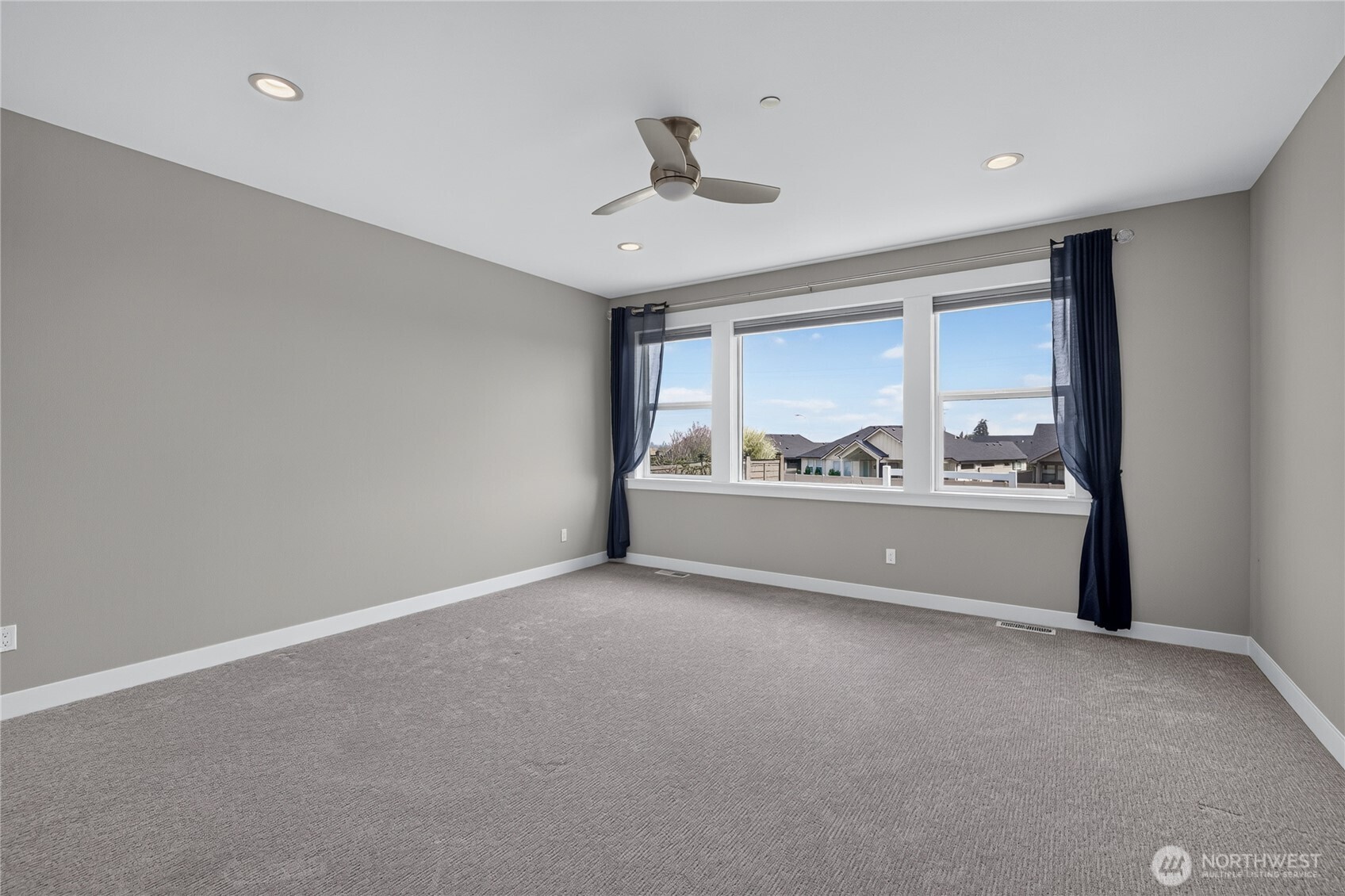 1009 Mountain Springs Drive Property Photo 28
