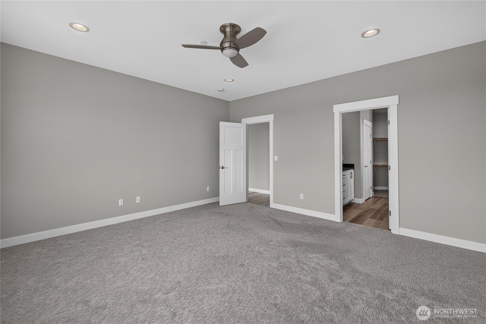 1009 Mountain Springs Drive Property Photo 30