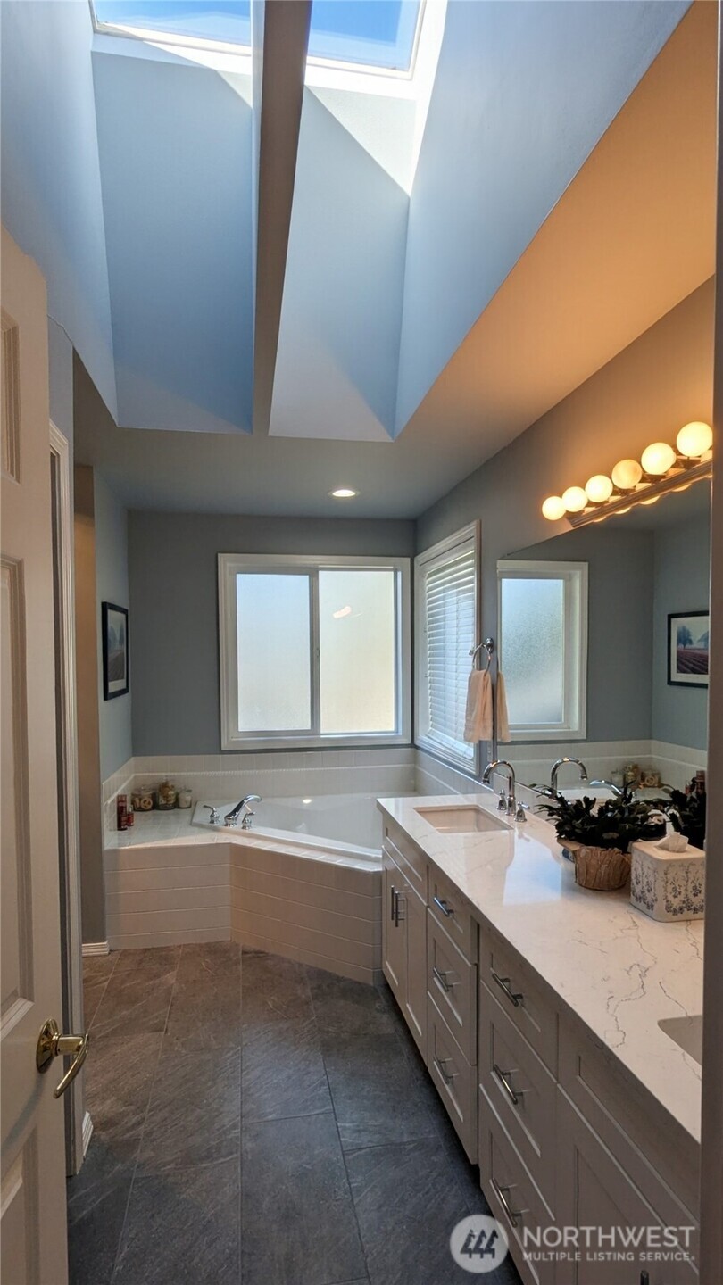 18431 12th Drive Property Photo 25