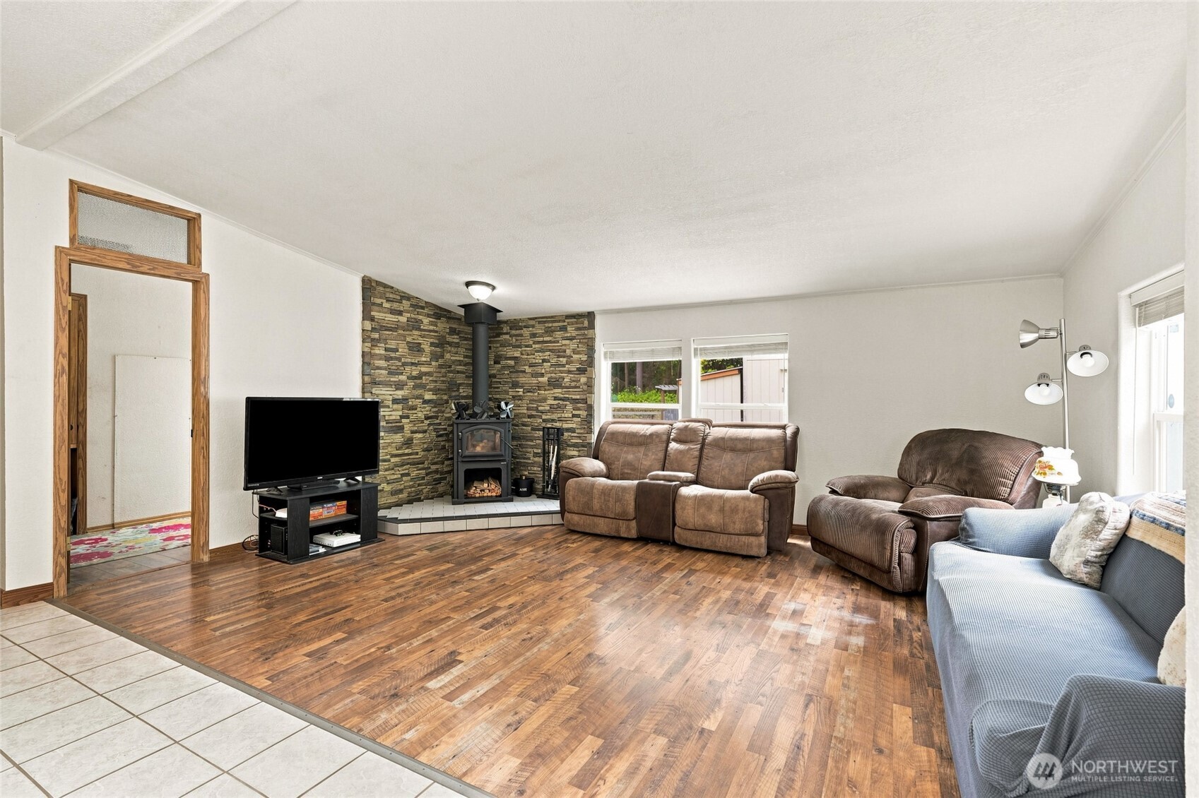 665 Awa Lane Property Photo 6