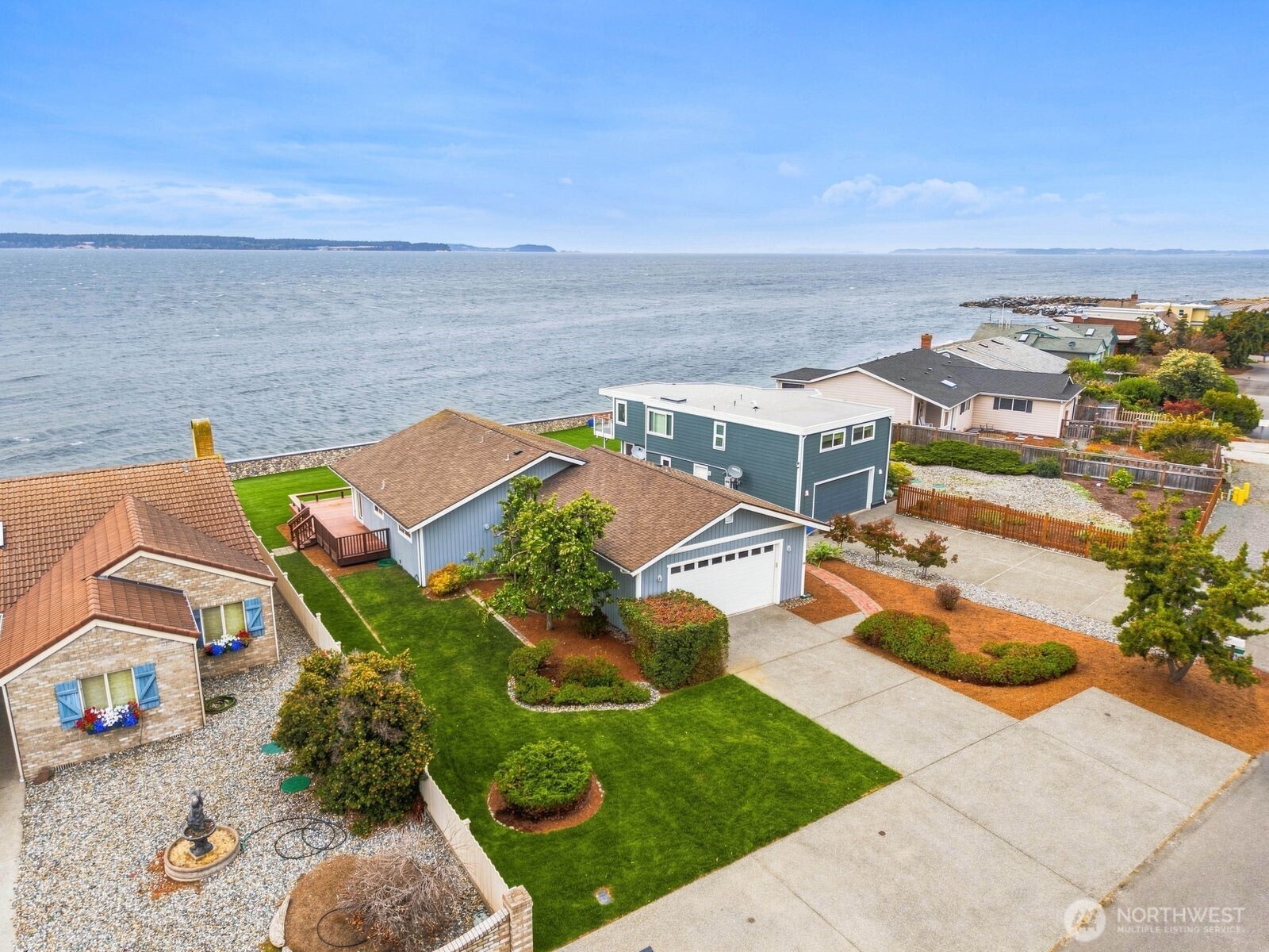 3672 Oceanside Drive Property Photo 3