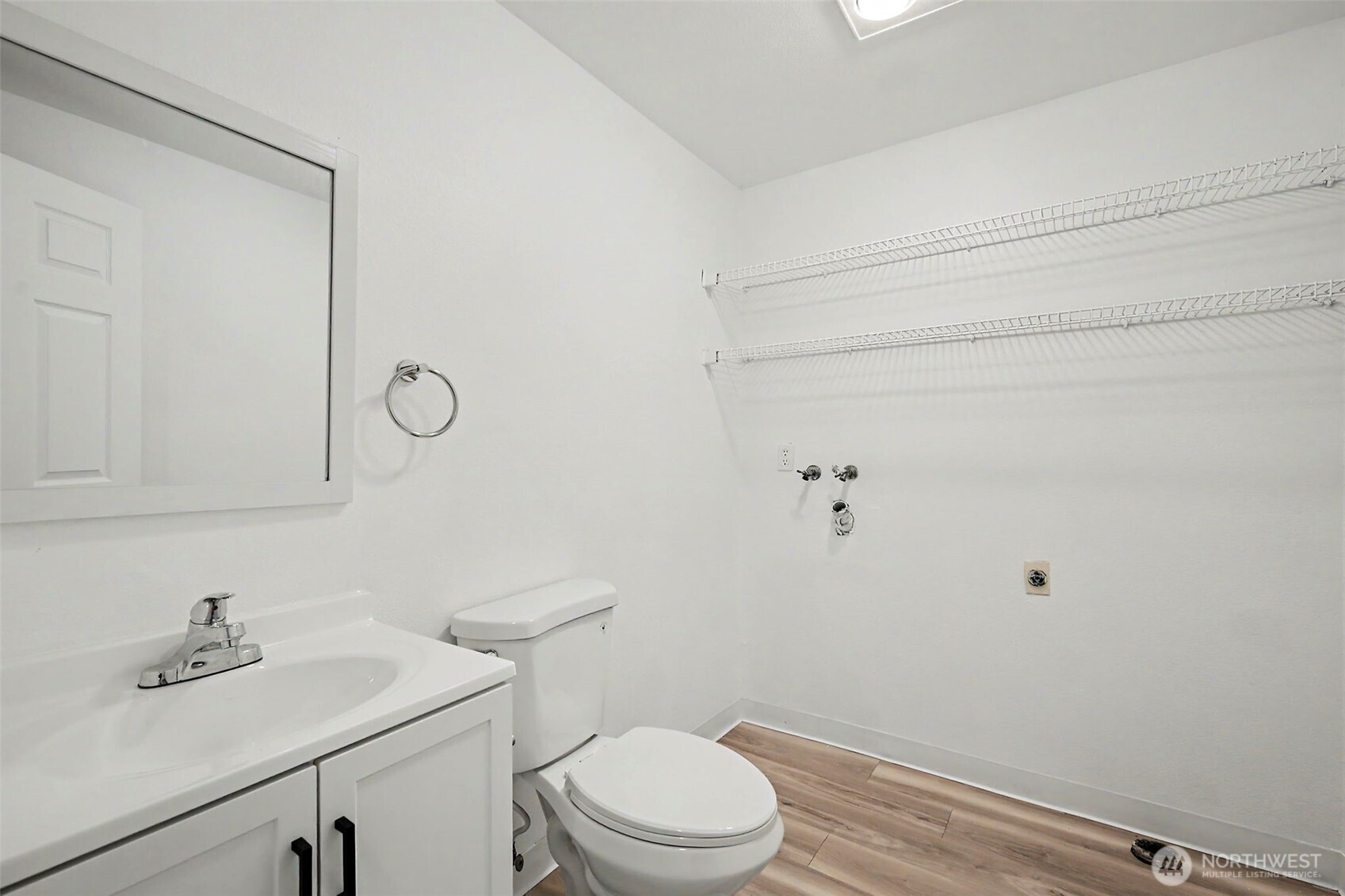 402 4th Street Property Photo 8