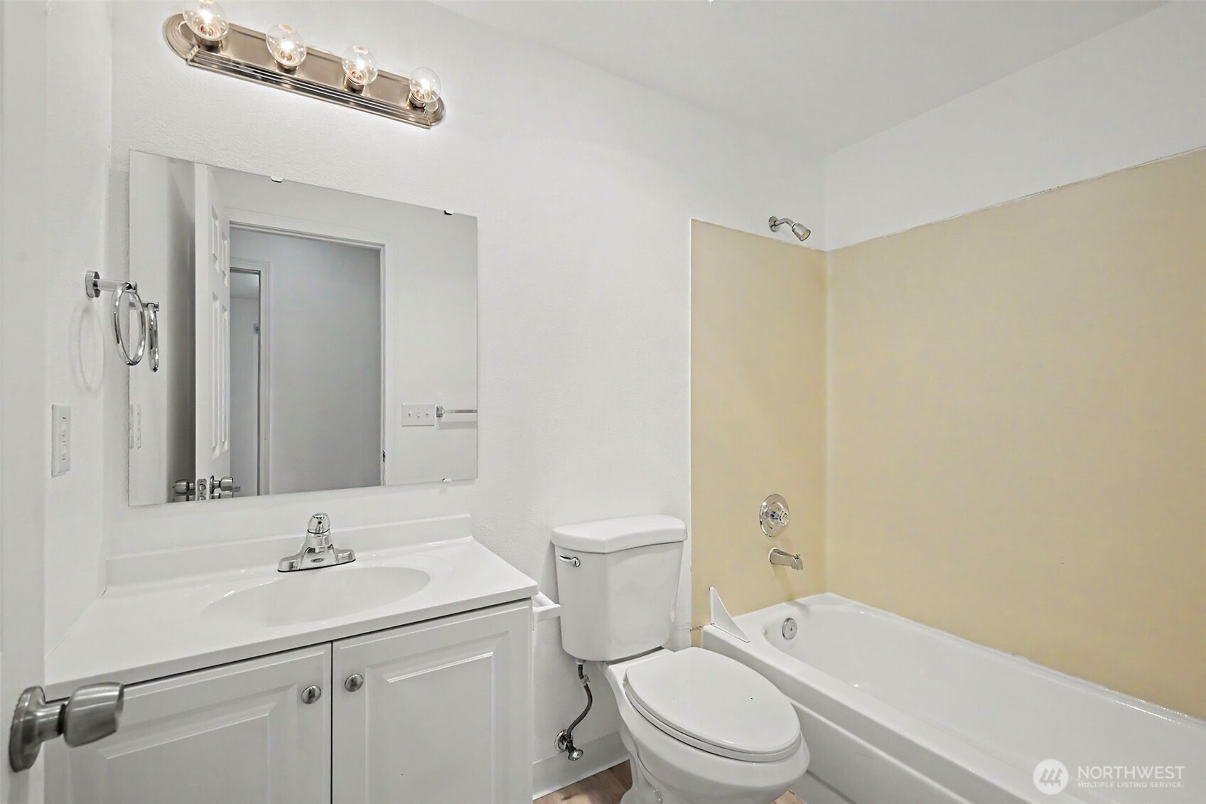 402 4th Street Property Photo 16