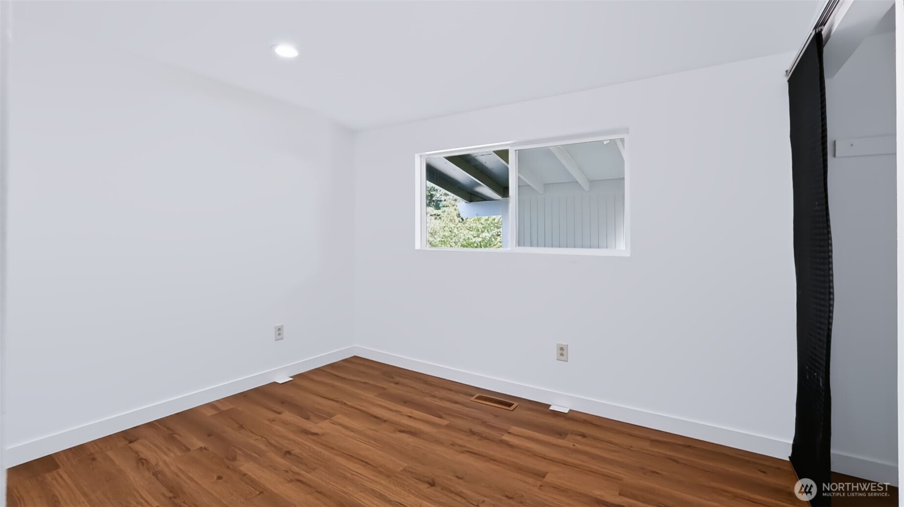 21416 99th Avenue Property Photo 18
