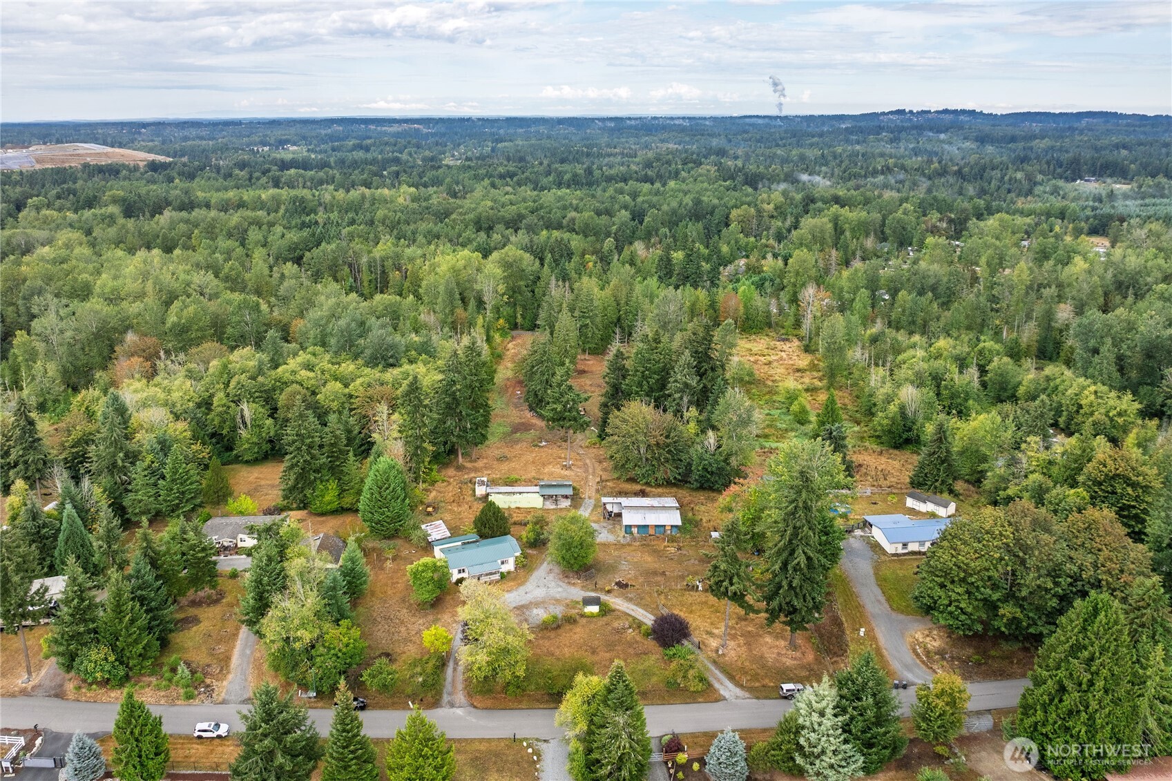 12517 Kapowsin Highlands Drive Property Photo 1