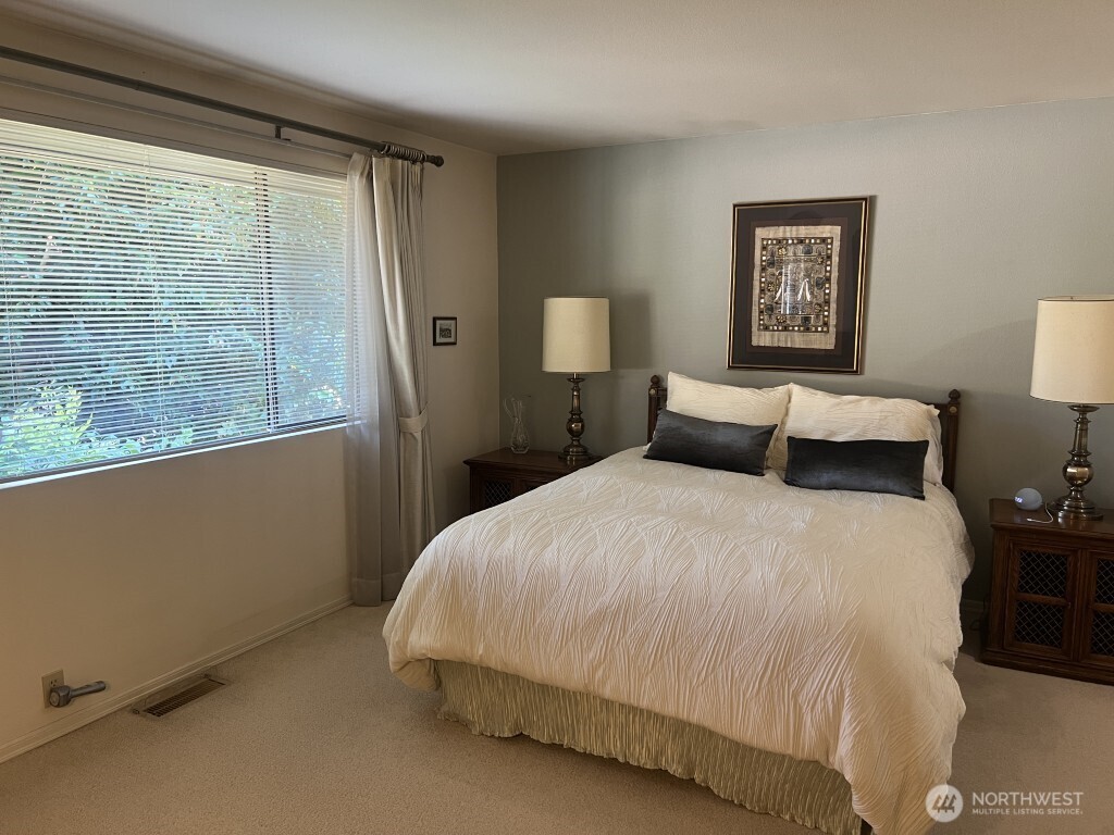 6817 129th Place Property Photo 9