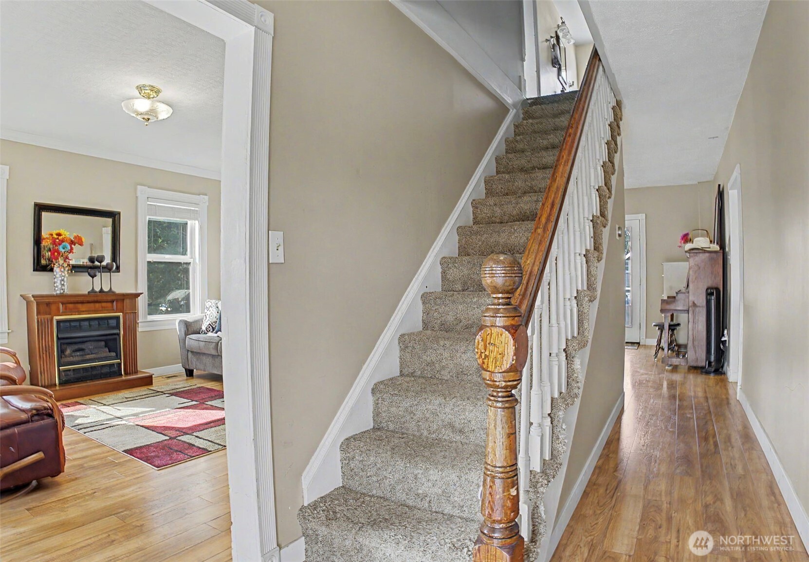 211 E Birch St Property Photo 15