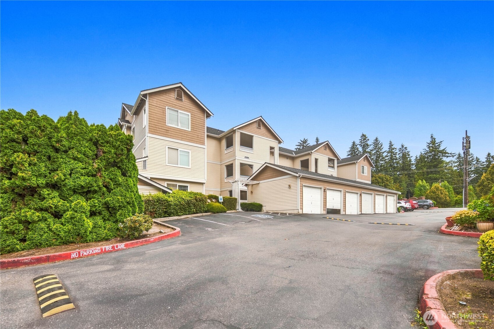 23908 Bothell Everett Highway B-302 Property Photo 3