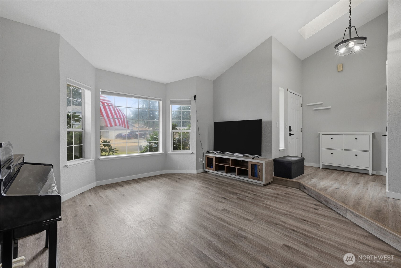 19111 11th Avenue Ct Property Photo 3
