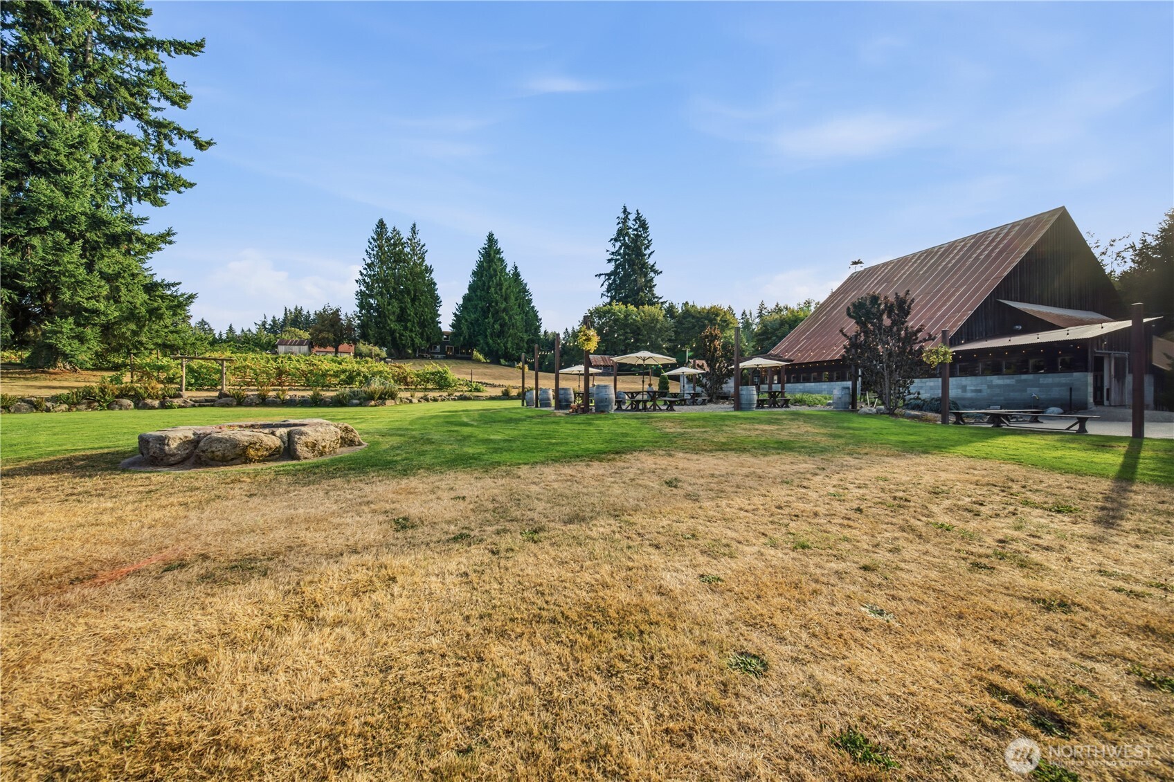 1425 210th Avenue Property Photo 3