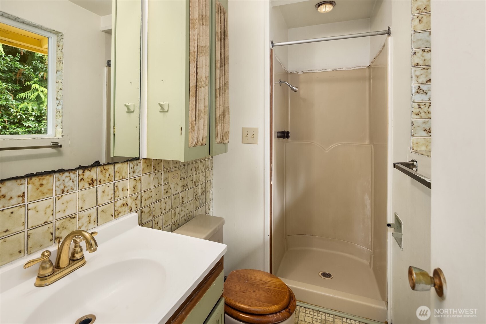 18061 28th Avenue Property Photo 8