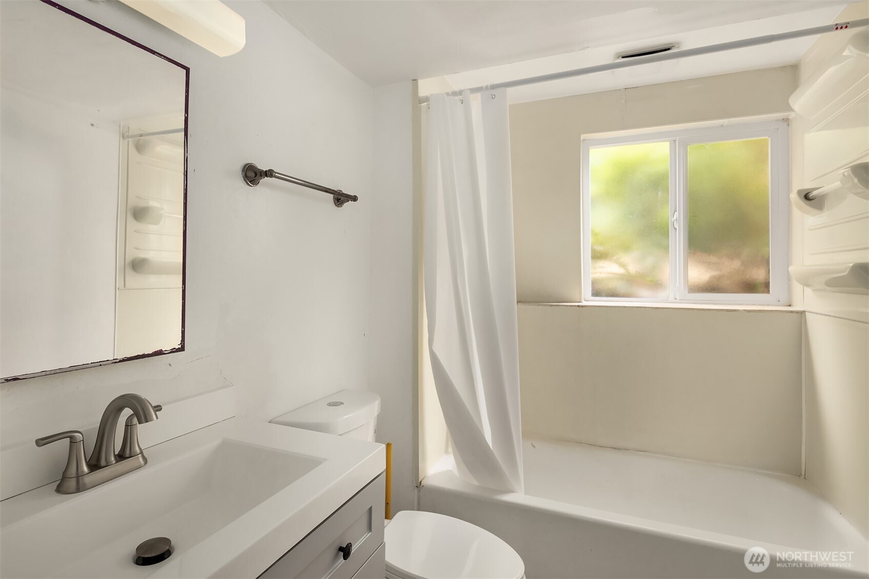 18061 28th Avenue Property Photo 17