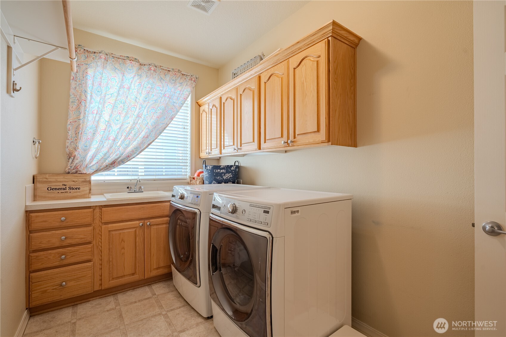 1519 Nw 86th Street Property Photo 29