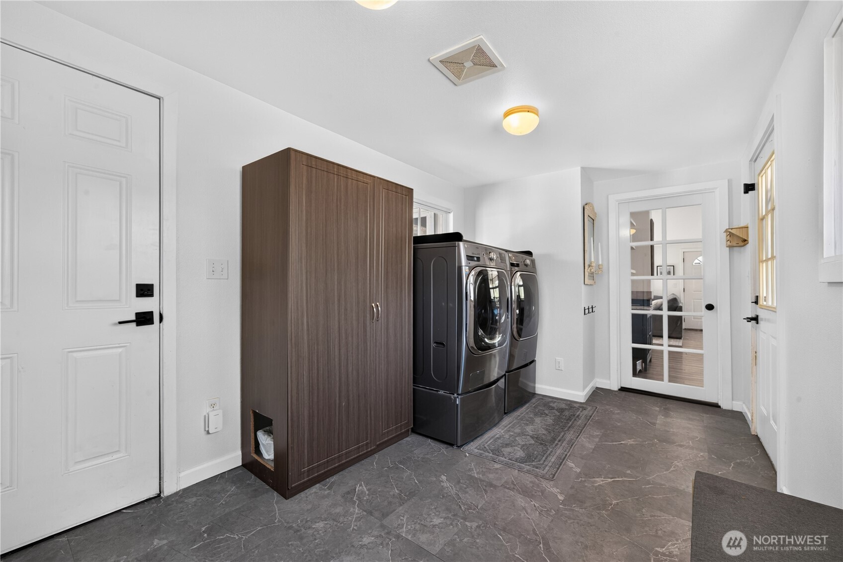 503 Gove Street Property Photo 16